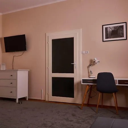 דירה Civis Center Apartman *
